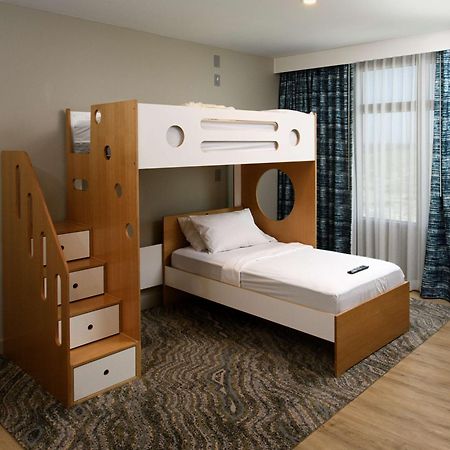 Embassy Suites St Augustine Beach Oceanfront Resort Сент Августин Екстериор снимка