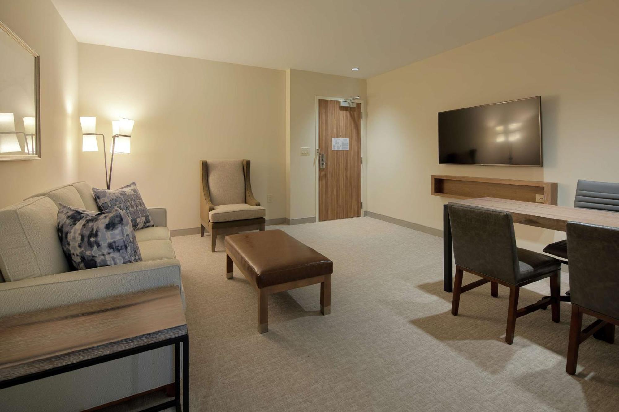 Embassy Suites St Augustine Beach Oceanfront Resort Сент Августин Екстериор снимка